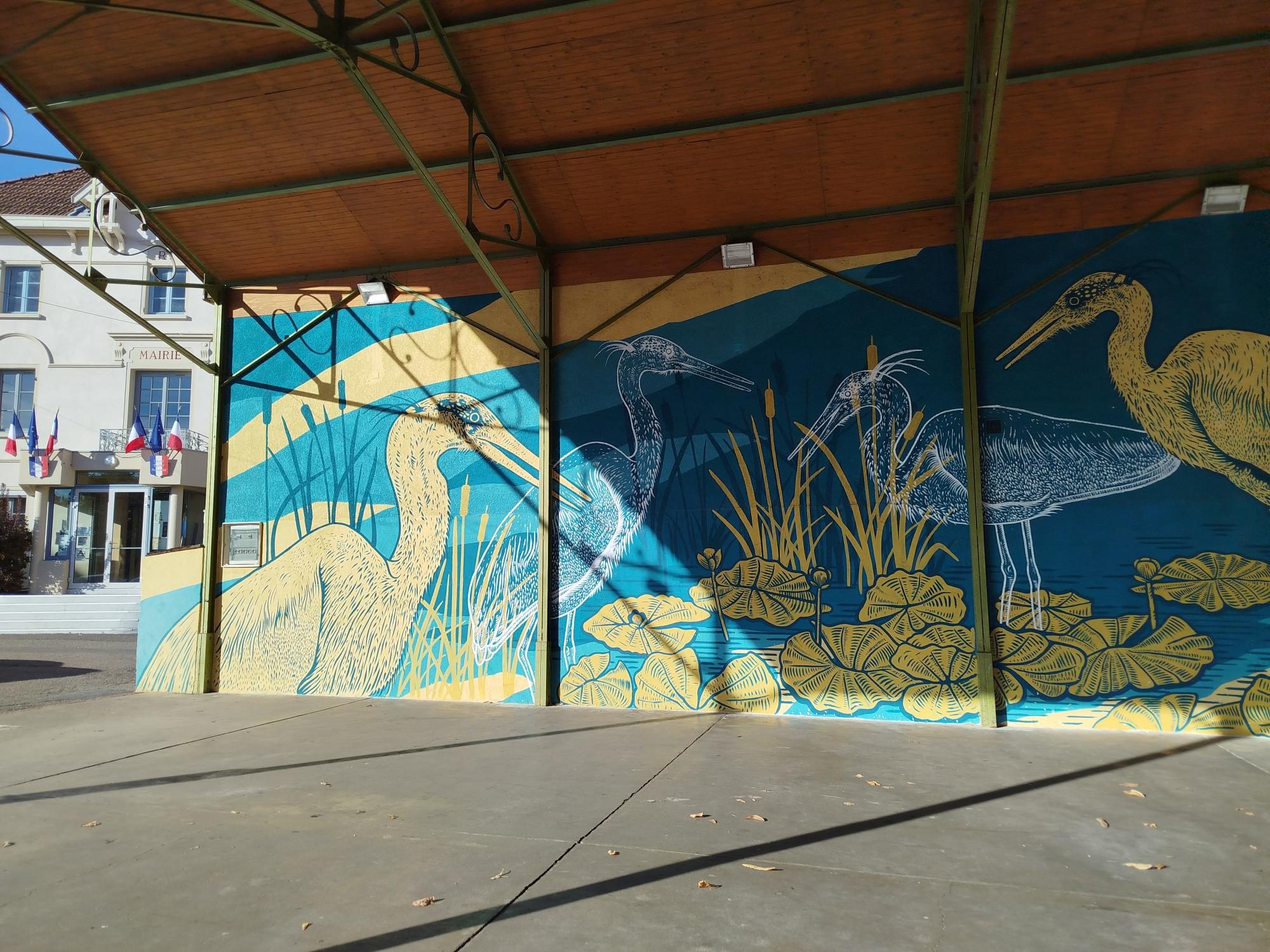 La fresque vue depuis la place